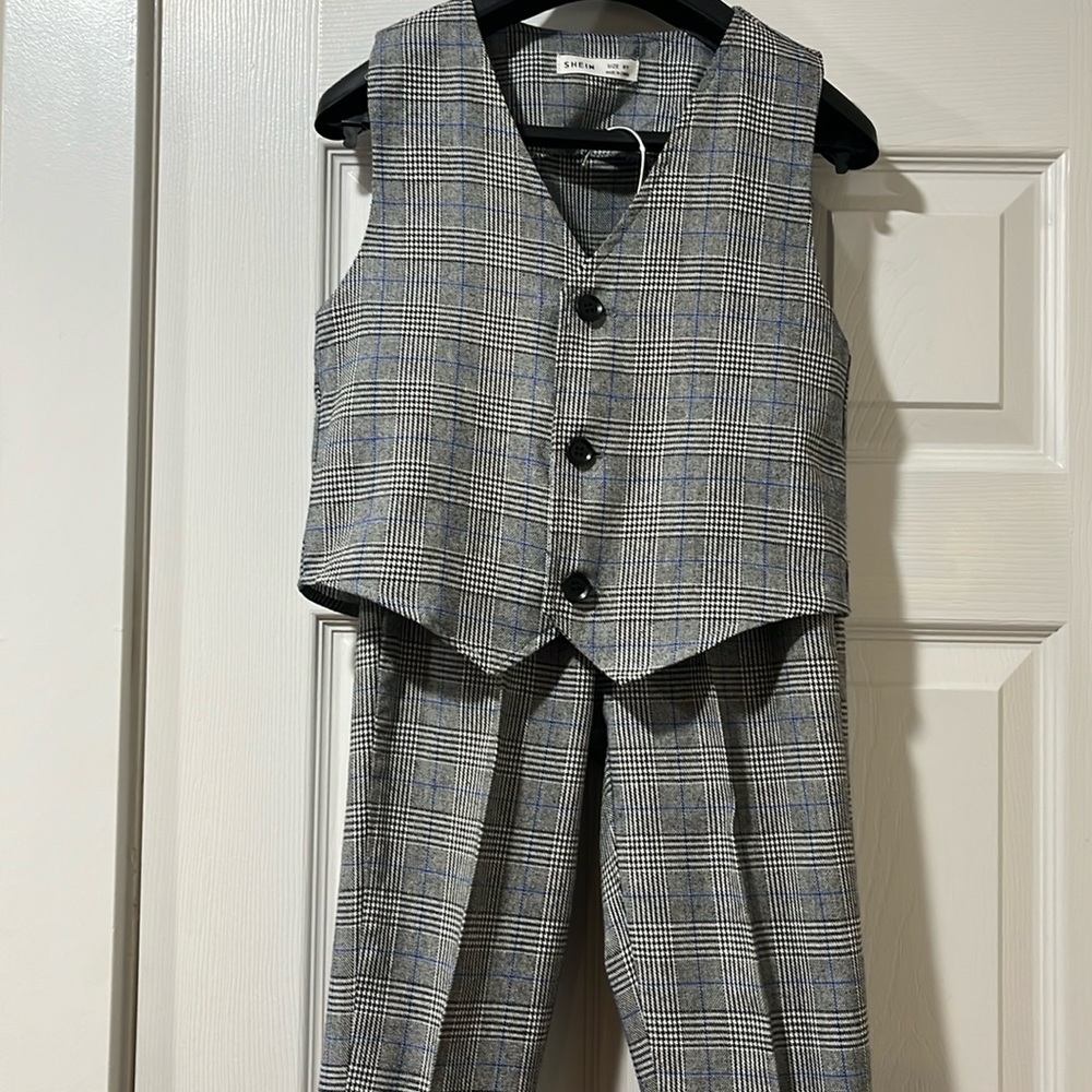 Plaid print vest and pants